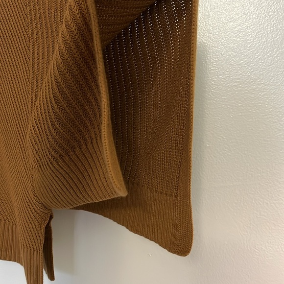 Lululemon Softer Still Wrap in Spiced Bronze - Picture 10 of 14
